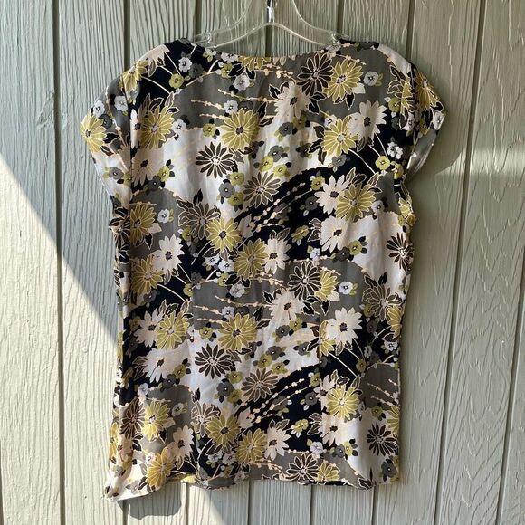 Talbots Pure Silk Y2K Satin Floral Top – Size 14 – Side Zip, Cap Sleeve, Fit & F - Picture 3 of 9